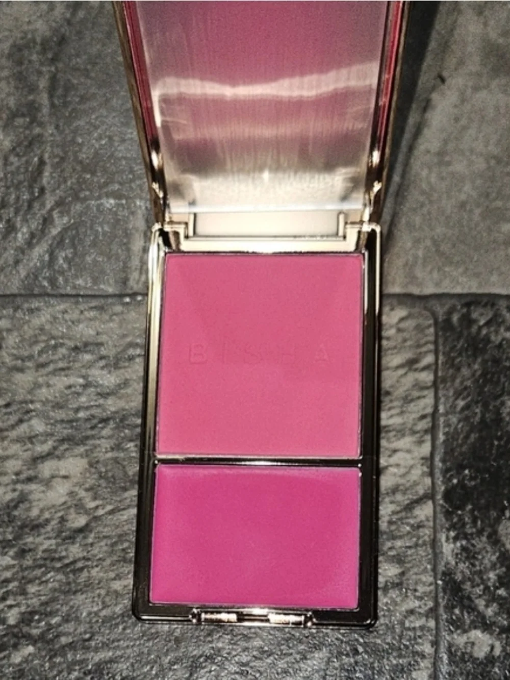 Bisha Essential Duo Dubai Colorway - Creme + Powder Blush Set BNIB